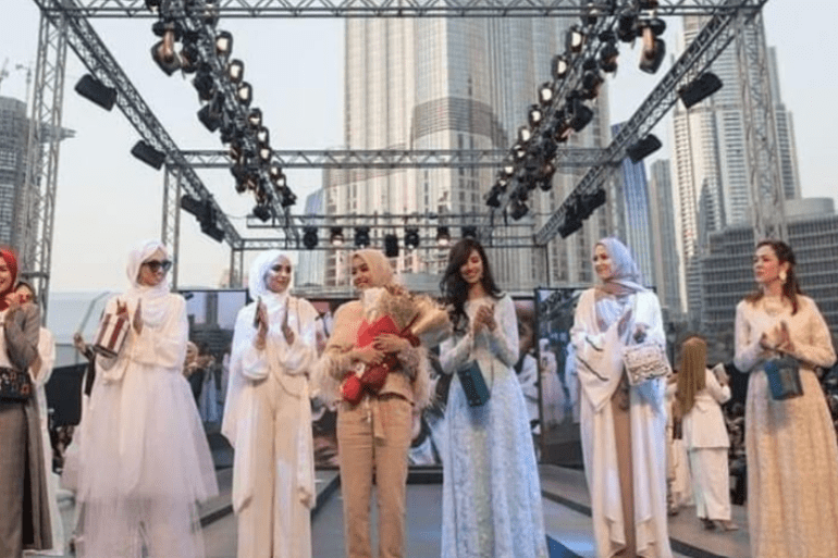 Fashion Blogger Across The World Visit Dubai For Modest Fashion Week